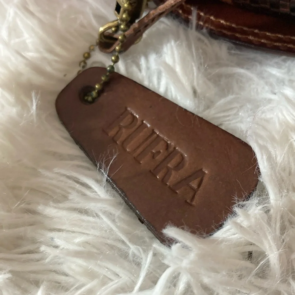 Italian Saddle Crossbody Handbag - Picture 10 of 16